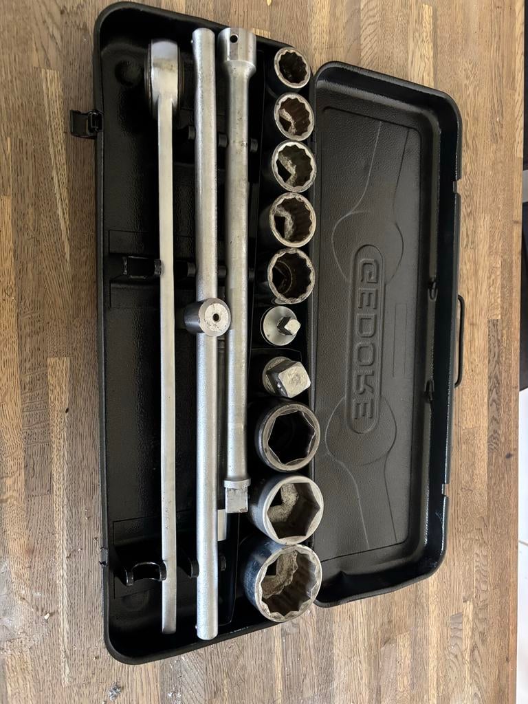 Verschillende maten doppenset 3/4" met verloopstuk naar 1/2", Ophalen, Gebruikt