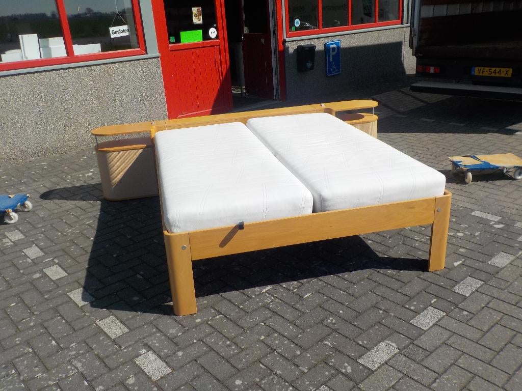 auping ledikant + verstelbare spiralen + matrassen 160x 200, Huis en Inrichting, Slaapkamer | Bedden, Ophalen, Verstelbaar, Tweepersoons