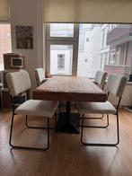 Houten eettafel met 4 witte bouclé stoelen, Ophalen, Gebruikt, 100 tot 150 cm, 50 tot 100 cm