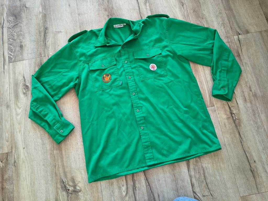 Mooie groene scoutingblouse, Welpen uniform, Scoutshop, 38., Onb, Ophalen of Verzenden, Kleding, Onb