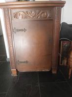 Antieke naaimachine kast, Ophalen