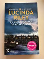 Lucinda Riley - De geheimen van de kostschool, Ophalen, Zo goed als nieuw, Lucinda Riley