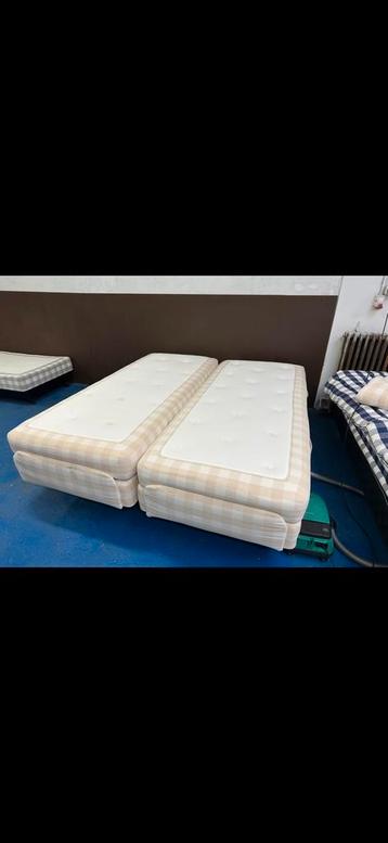 Hastens Elektrische Boxspring 180x210 Medıum en fırm beschikbaar voor biedingen