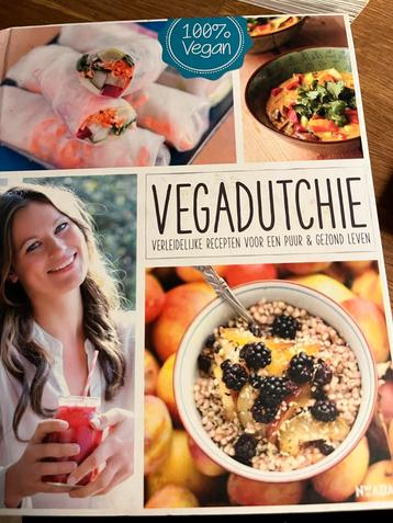 Kookboeken: Vegadutchie & Vegetarisch Kookboek beschikbaar voor biedingen