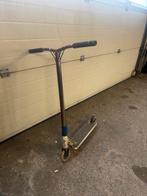 Stuntstep, Fietsen en Brommers, Steps, Ophalen, Zo goed als nieuw, Gewone step