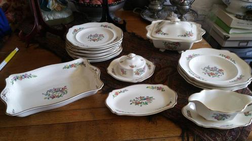 prachtige serviesdelen van P REGOUT serie CHERBOURG, Antiek en Kunst, Antiek | Servies los, Ophalen of Verzenden