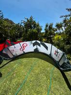 Eleveight XS V4 8meter, Watersport en Boten, Kitesurfen, 8 m², Geen board, Ophalen of Verzenden, Zo goed als nieuw