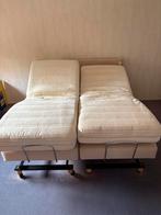 Rolbaar elektrisch afzonderlijk verstelbaar bed, Ophalen, Gebruikt, Wit, Tweepersoons