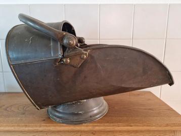 Koperen kolenbak beschikbaar voor biedingen