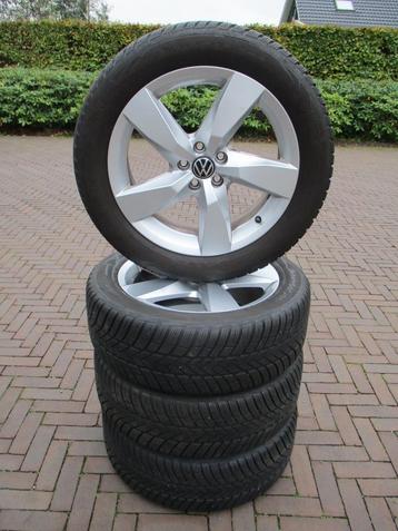 Orig. VW T Cross 17 inch winterbanden T-Cross Chesterfield beschikbaar voor biedingen