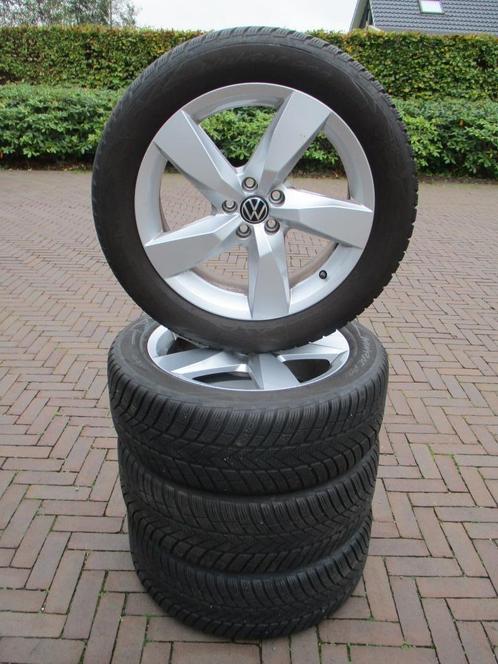 Orig. VW T Cross 17 inch winterbanden T-Cross Chesterfield, Auto-onderdelen, Banden en Velgen, Banden en Velgen, Winterbanden