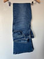 Kuyichi Lisette Flare broek - Super Age Bleu, Ophalen of Verzenden, Zo goed als nieuw, Blauw, W28 - W29 (confectie 36)