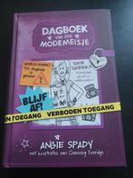 Angie Spady - Dagboek van een modemeisje, Gelezen, Ophalen of Verzenden, Angie Spady