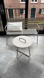 tuinbankje met bijzettafeltje napels zand, Ophalen, Zo goed als nieuw, Metaal