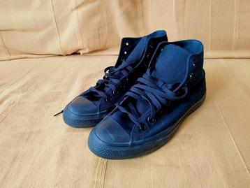 sport schoenen beschikbaar voor biedingen