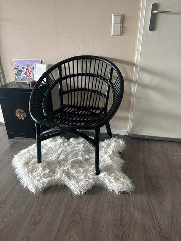 Rotan Stoel - stijlvol en comfortabel beschikbaar voor biedingen