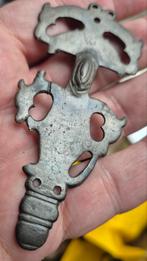 Viking billon fibula drakenkoppen bodemvondst, Ophalen of Verzenden