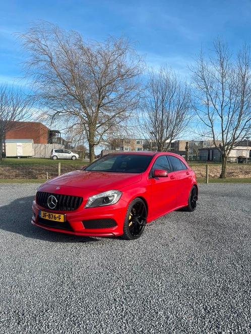 Mercedes-Benz A-Klasse A200 1.6 Blue EFF Aut7 2013 Rood, Auto's, Mercedes-Benz, Particulier, A-Klasse, Achteruitrijcamera, Adaptive Cruise Control