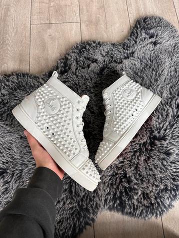 Christian Louboutin Louis Flat Calf Spikes Size 40 beschikbaar voor biedingen