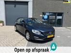 Volvo V60 2.0 D4 Kinetic Navi! Clima! Cruise! Trekhaak! Pdc!, Voorwielaandrijving, Euro 5, 4 cilinders, Blauw