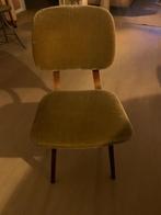 TE KOOP GEVRAAGD 2 of 3 eetkamerstoelen, Huis en Inrichting, Stoelen, Hout, Twee, Bruin, Ophalen of Verzenden