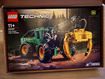 Lego Technic 42157  John Deere 948L-II houttransportmachine beschikbaar voor biedingen