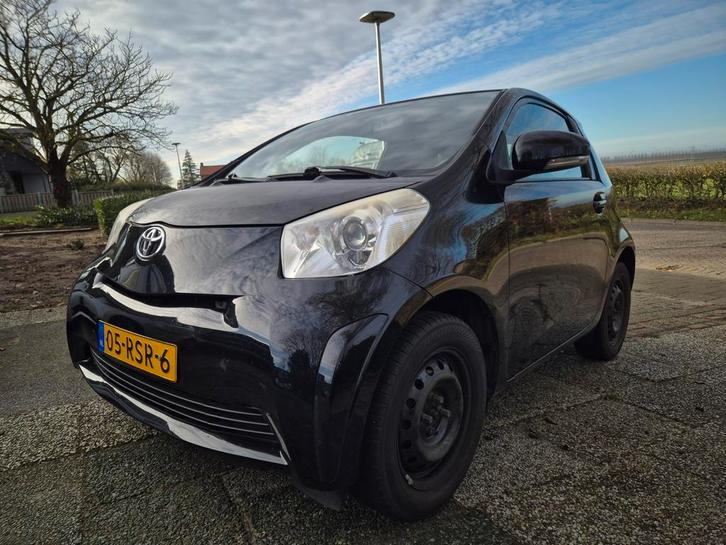 Zwarte Toyota IQ, Auto's, Toyota, Particulier, IQ, Benzine, A, Hatchback, Handgeschakeld, Geïmporteerd, Zwart, Voorwielaandrijving