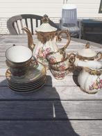 serviesset goud-wit-bloemen, Huis en Inrichting, Compleet servies, Overige stijlen, Gebruikt, Ophalen