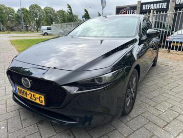 Mazda 3 2.0 e-SkyActiv-X M Hybrid 180 Luxury beschikbaar voor biedingen