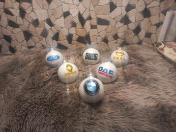 Kerstballen Kerstmis bmw daf opel fiat renault ford vw gti
 beschikbaar voor biedingen