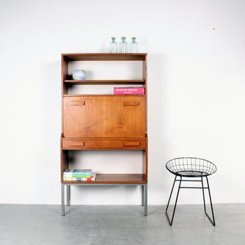 Vintage teak design wandkast met bureau. Strak model. beschikbaar voor biedingen