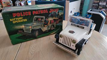 Battery operated Police Patrol Jeep T.N Nomura €175 beschikbaar voor biedingen