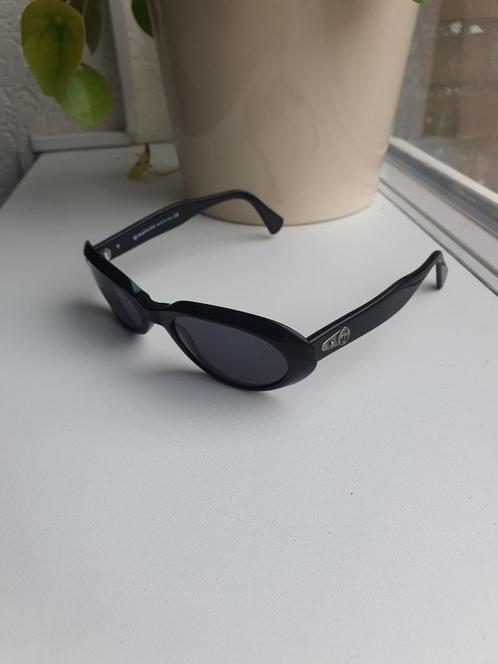 vintage unisex zwarte Sergio tacchini zonnebril made in Ital, Sieraden, Tassen en Uiterlijk, Zonnebrillen en Brillen | Dames, Zonnebril