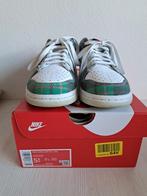 NIKE DUNK LOW SE 1. MAAT 38, Kleding | Heren, Schoenen, Ophalen of Verzenden