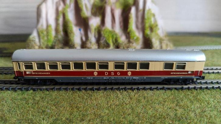 Trix 13017 DSG-restauratierijtuig van de DB, Hobby en Vrije tijd, Modeltreinen | N-Spoor, Zo goed als nieuw, Wagon, Gelijkstroom