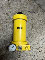 Hydrauliek filters, Doe-het-zelf en Verbouw, 100 liter of meer, Ophalen of Verzenden, Zo goed als nieuw