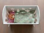 Houten poppenbedje €12,50, Kinderen en Baby's, Speelgoed | Poppen, Ophalen, Gebruikt, Babypop