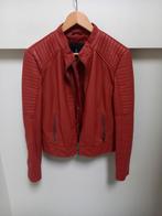 Te koop bruin/rood kunstleren jasje maat M, Ophalen of Verzenden, Zo goed als nieuw, Maat 38/40 (M), Rood