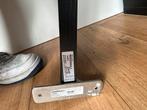 Ikea bergshult met montagebeugels granhult, Ophalen, Zo goed als nieuw