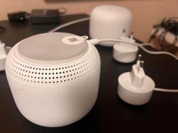 3x Google Nest WiFi Router en 2x WiFi Punt beschikbaar voor biedingen