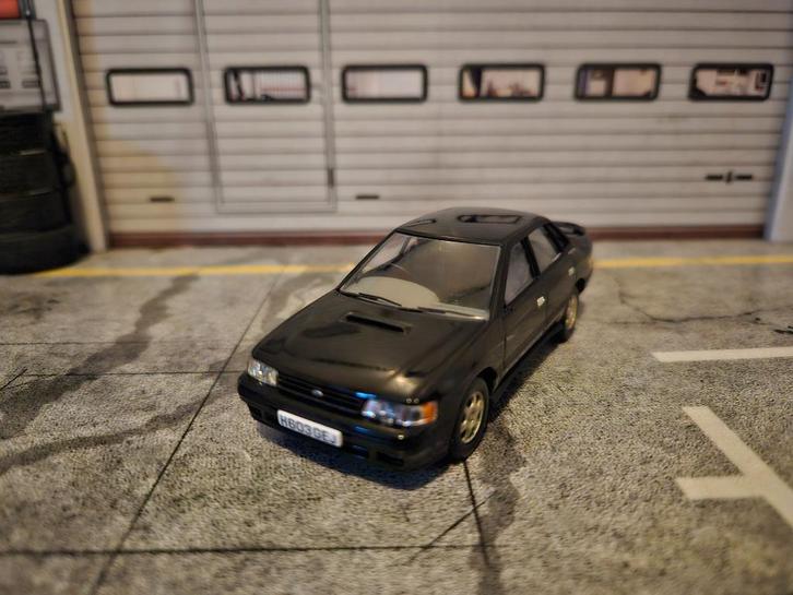 Vanguards Subaru Legacy RS Turbo 1992 1/43 in ovp, Hobby en Vrije tijd, Modelauto's | 1:43, Zo goed als nieuw, Auto, Overige merken