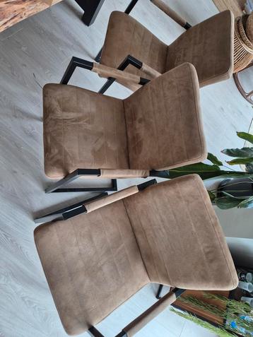 3 Moderne Eetkamerstoelen - Bruin/Zwart beschikbaar voor biedingen