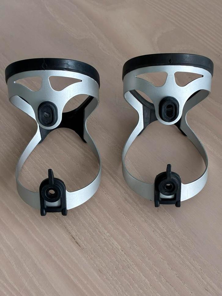 Tacx Tao bidonhouder. T6607 zilver, Sport en Fitness, Wielrennen, Zo goed als nieuw, Overige typen, Ophalen of Verzenden