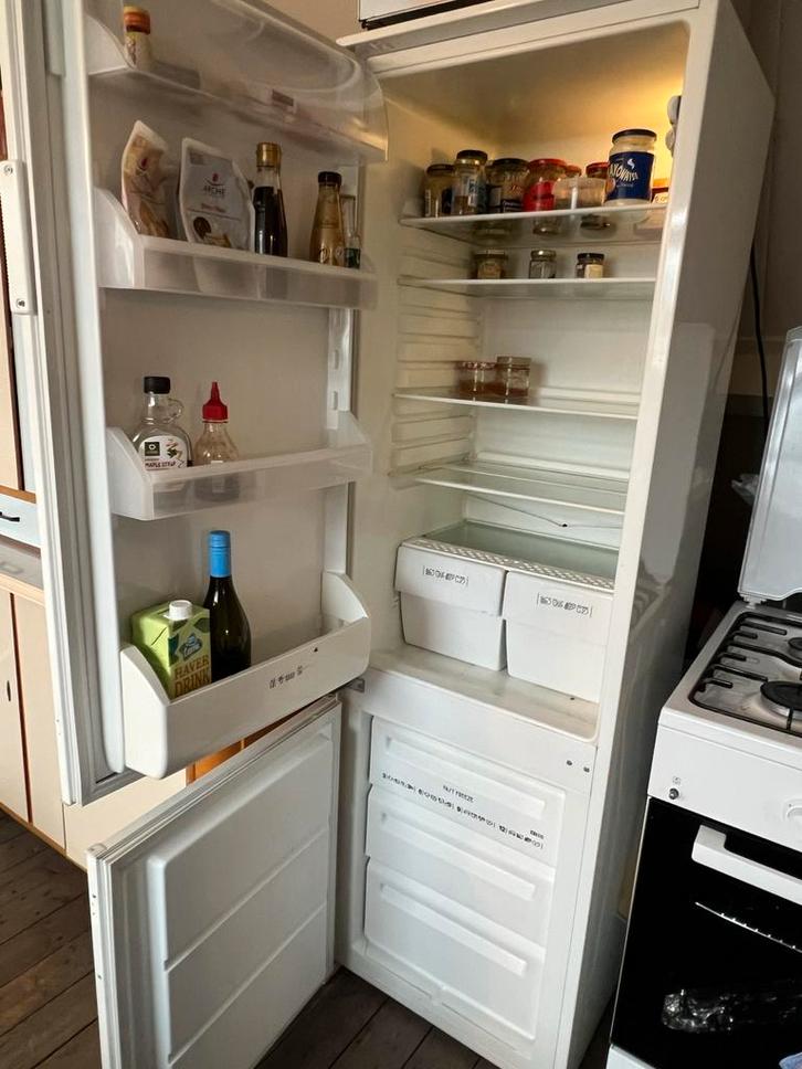 Koelkast - Perfect werkend, schoon!, Witgoed en Apparatuur, Koelkasten en IJskasten, Gebruikt, Met vriesvak, 200 liter of meer