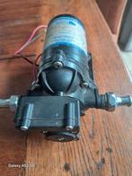 Schurflo drinkwaterpomp 24V 2,8bar, Watersport en Boten, Ophalen of Verzenden, Gebruikt, Kombuis en Sanitair