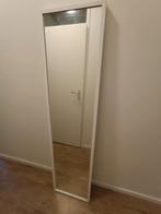 Lange Spiegel met witte buitenrand, Huis en Inrichting, Woonaccessoires | Spiegels, Ophalen, Minder dan 50 cm, Gebruikt, 150 tot 200 cm