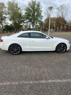 Audi A5 2.0 Tfsi 155KW Coupe Quattro AUT 2011 Wit, Auto's, Audi, 1525 kg, Zwart, 4 cilinders, 1984 cc