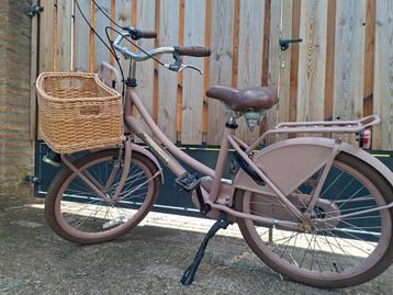 Popal Meisjesfiets 22 inch - Zalmroze beschikbaar voor biedingen