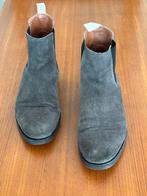 Common Projects Chelsea Boots Grijs Suede, Ophalen of Verzenden, Zo goed als nieuw, Overige kleuren, Boots