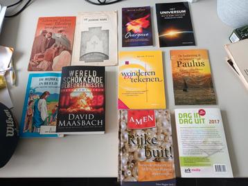 Religieuze Boeken Collectie beschikbaar voor biedingen